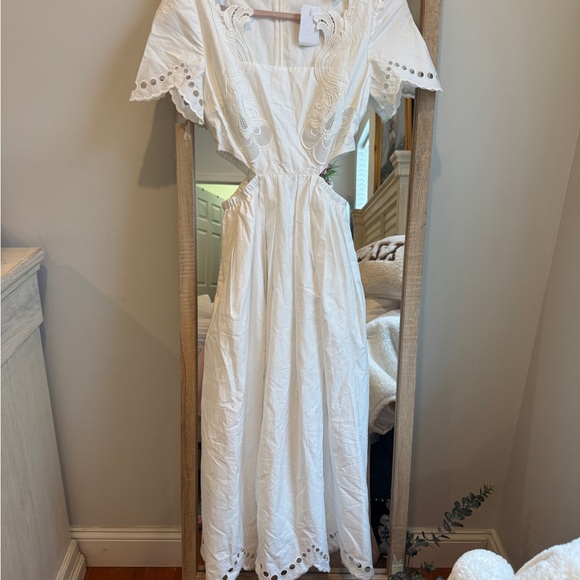 Self-Portrait White Scalloped Midi Dress - Picture 5 of 10